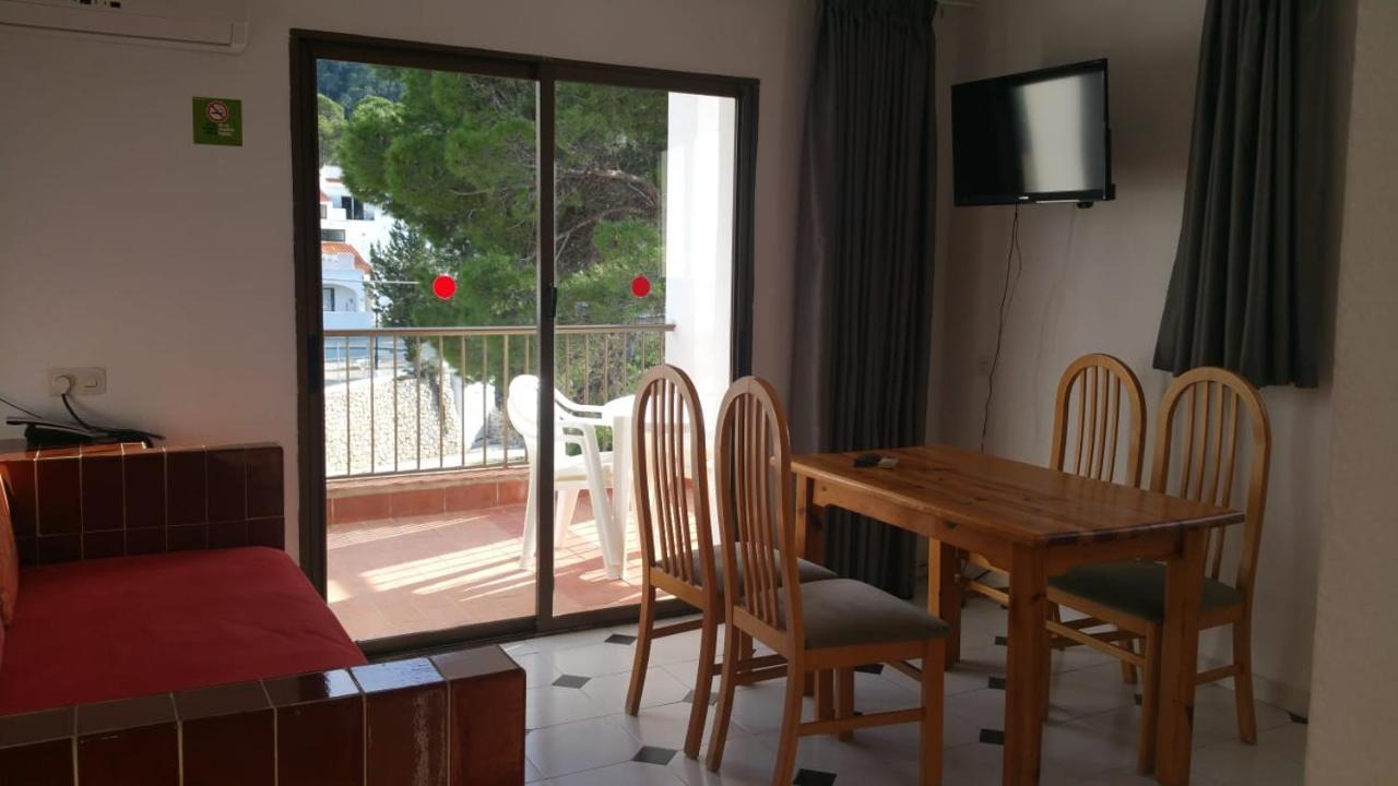 Es Grop Apartments Портинакс Екстериор снимка