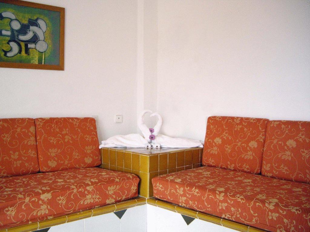 Es Grop Apartments Портинакс Екстериор снимка